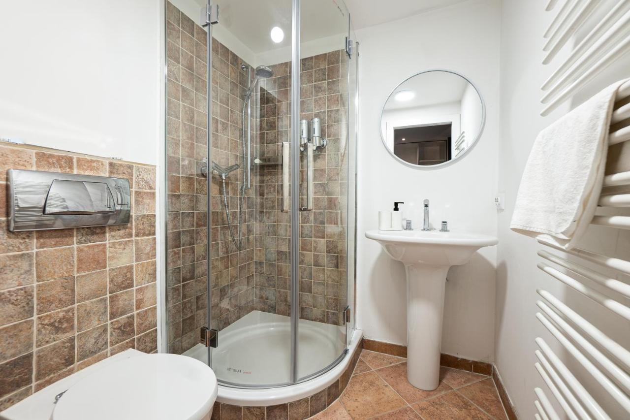 Brand-New Double Bedroom Apartment Wien Eksteriør bilde